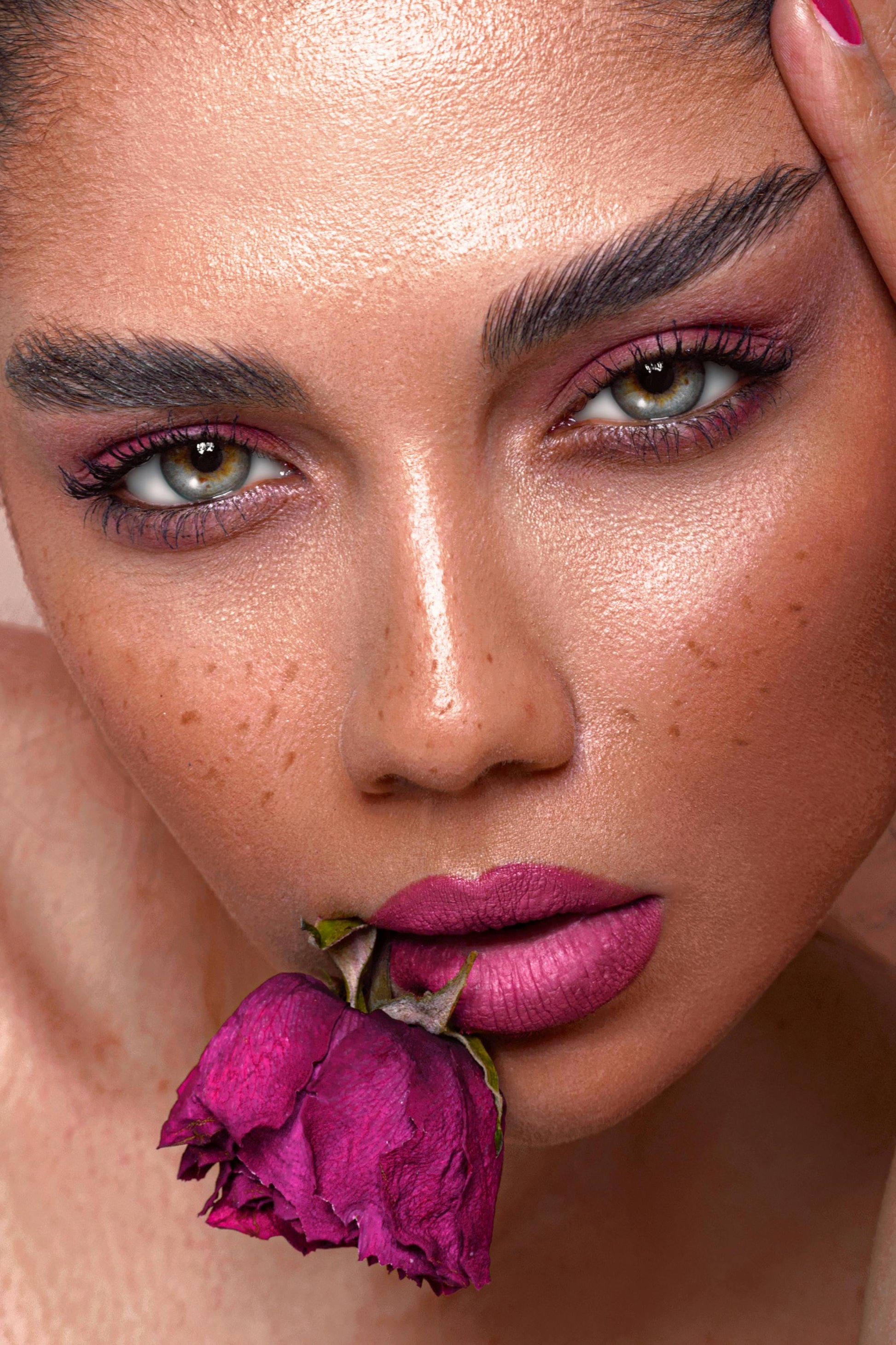floral print social media content planner for beauty influencers